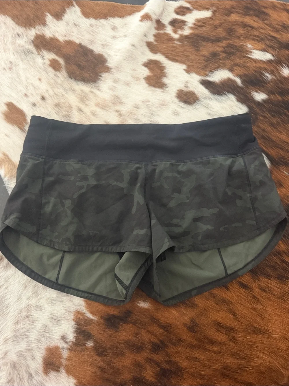 Camo Performance Women’s Running Shorts - Olive Green